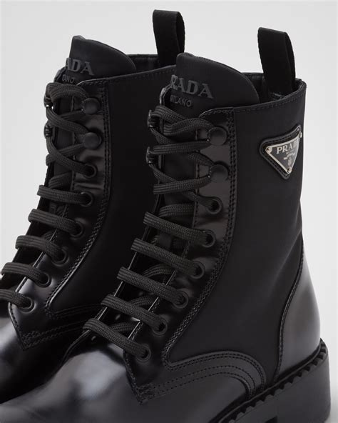 bota tratorada prada|Bota em couro escovado e nylon Preto .